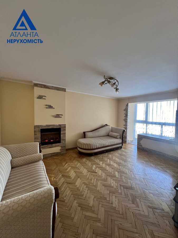 Продажа 4-комнатной квартиры 87 м², Елены Кульчицкой ул., Пчілки, 25