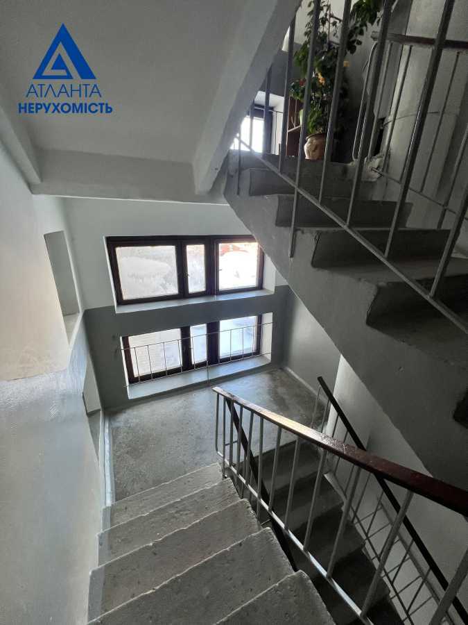 Продажа 4-комнатной квартиры 87 м², Елены Кульчицкой ул., Пчілки, 25