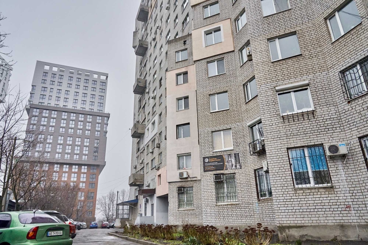 Продаж 1-кімнатної квартири 44 м², Зоряний бул., 1