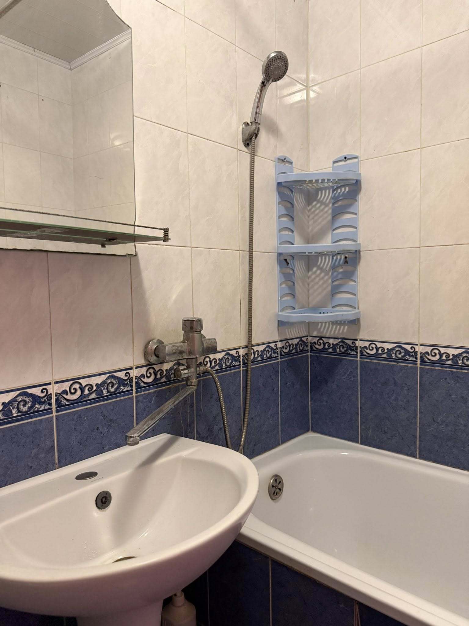 Продаж 1-кімнатної квартири 40 м², Тополь 2 вул.