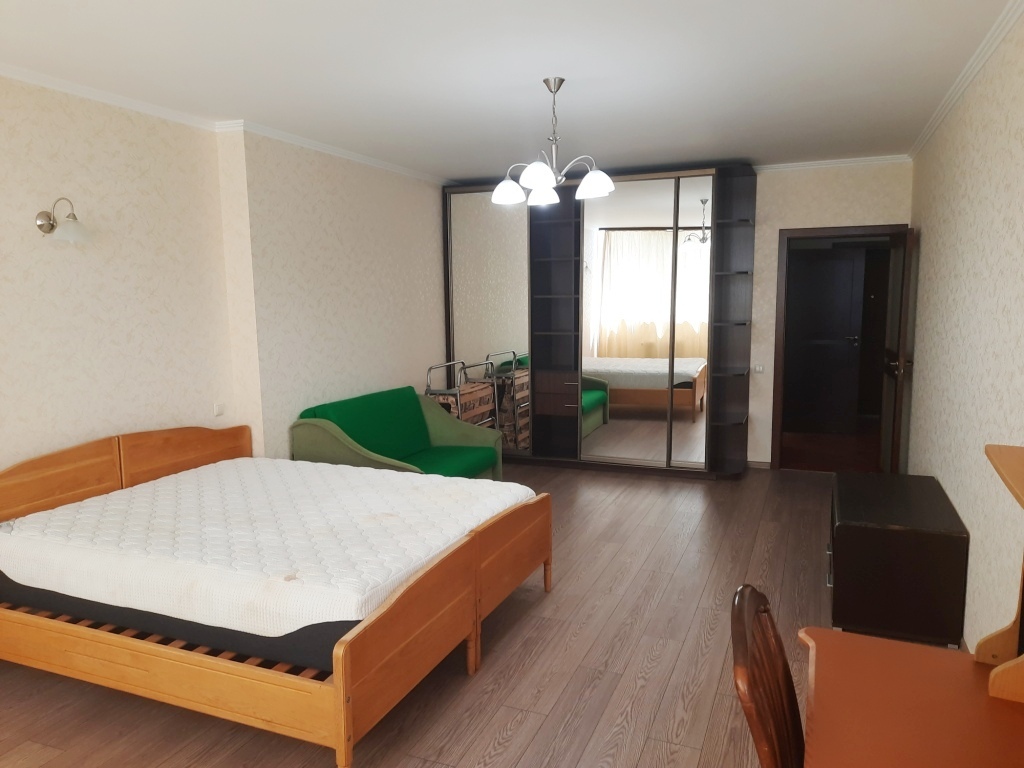 Аренда 2-комнатной квартиры 81.6 м², Кольцова бул., 14Д