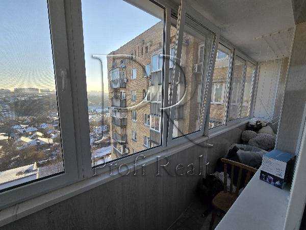 Продаж 2-кімнатної квартири 54 м², Валерія Лобановського просп., 96