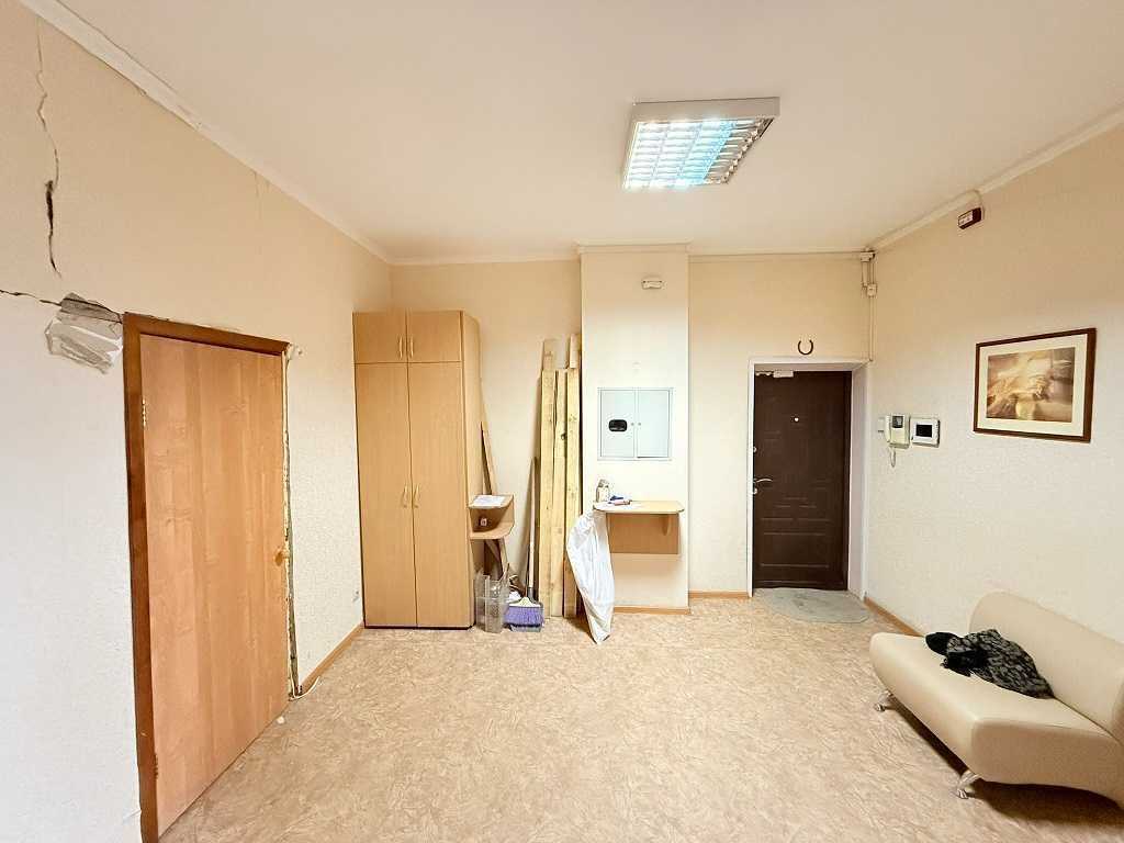 Продажа 3-комнатной квартиры 125.5 м², Владимира Антоновича ул., 72