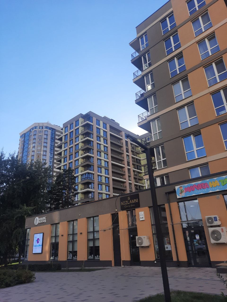 Продажа 1-комнатной квартиры 46 м², Вячеслава Черновола ул.