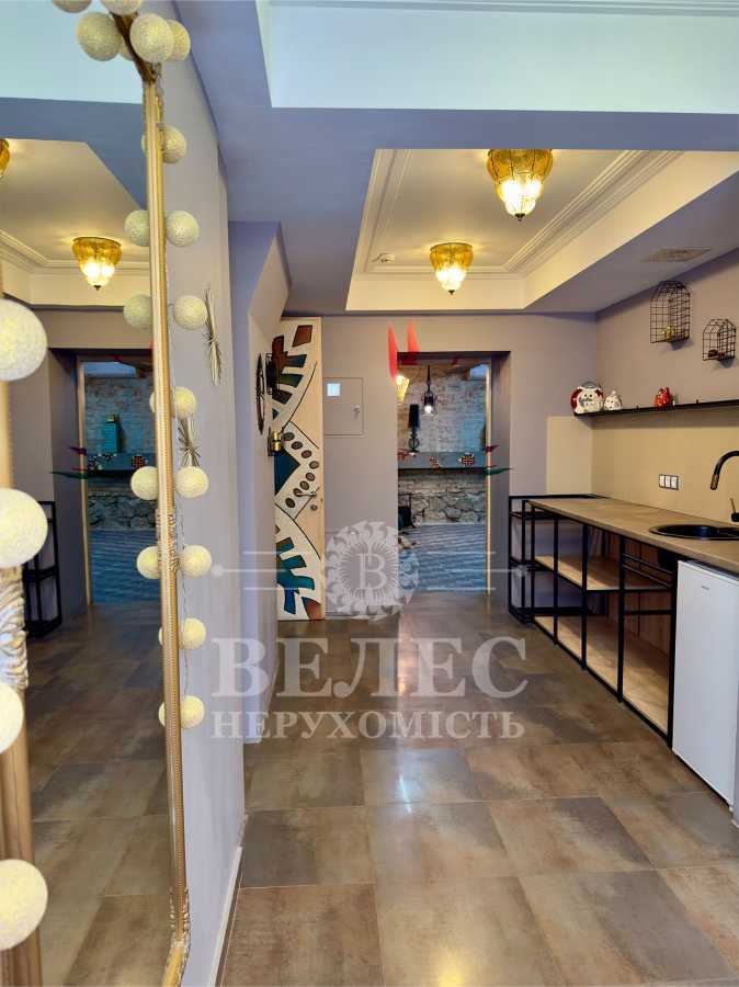 Продаж приміщення вільного призначення 106 м², Володимира Винниченко вул., 7