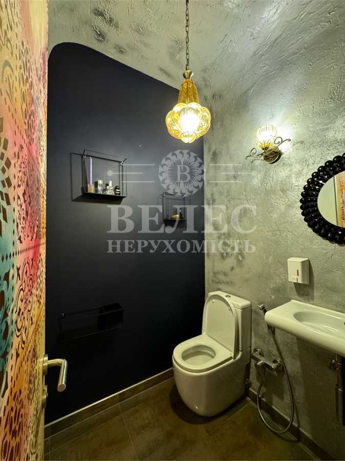 Продаж приміщення вільного призначення 106 м², Володимира Винниченко вул., 7