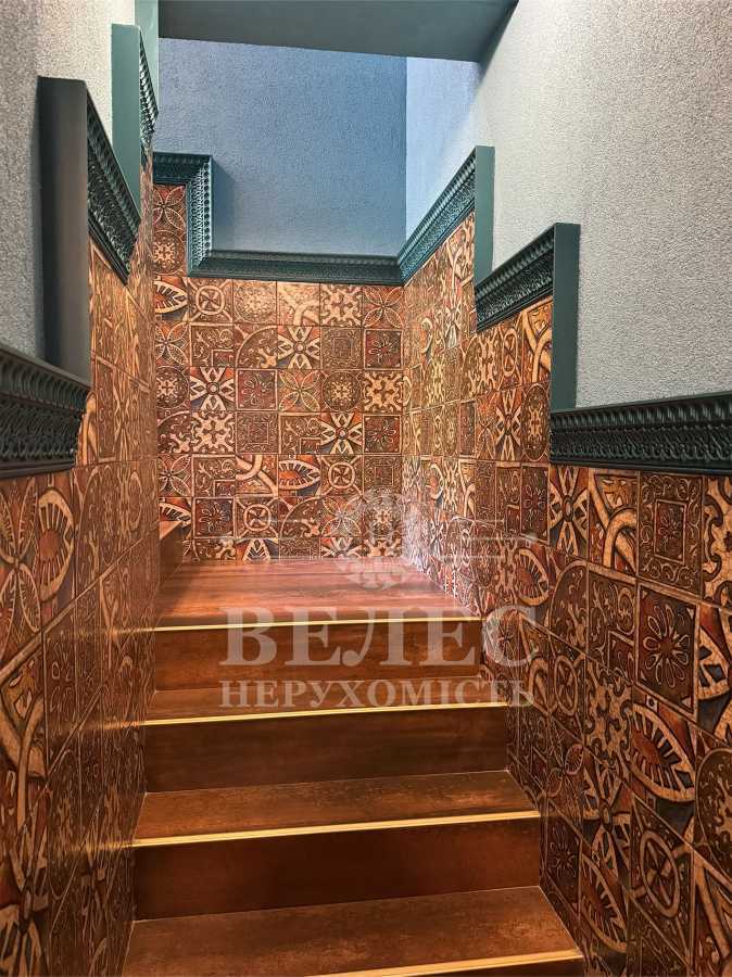 Продаж приміщення вільного призначення 106 м², Володимира Винниченко вул., 7
