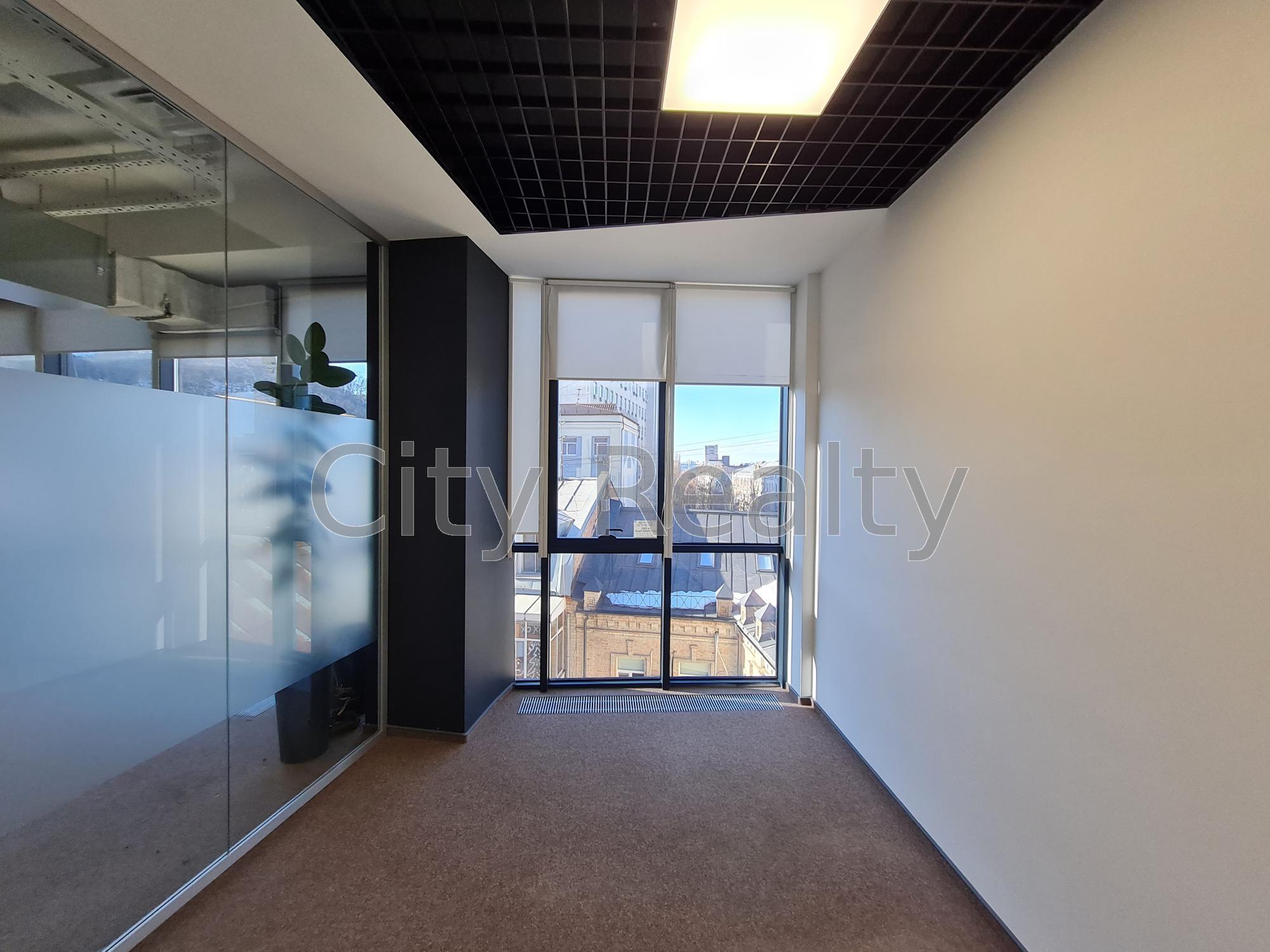 Аренда офиса 464.4 м², Кирилловская ул., 15А