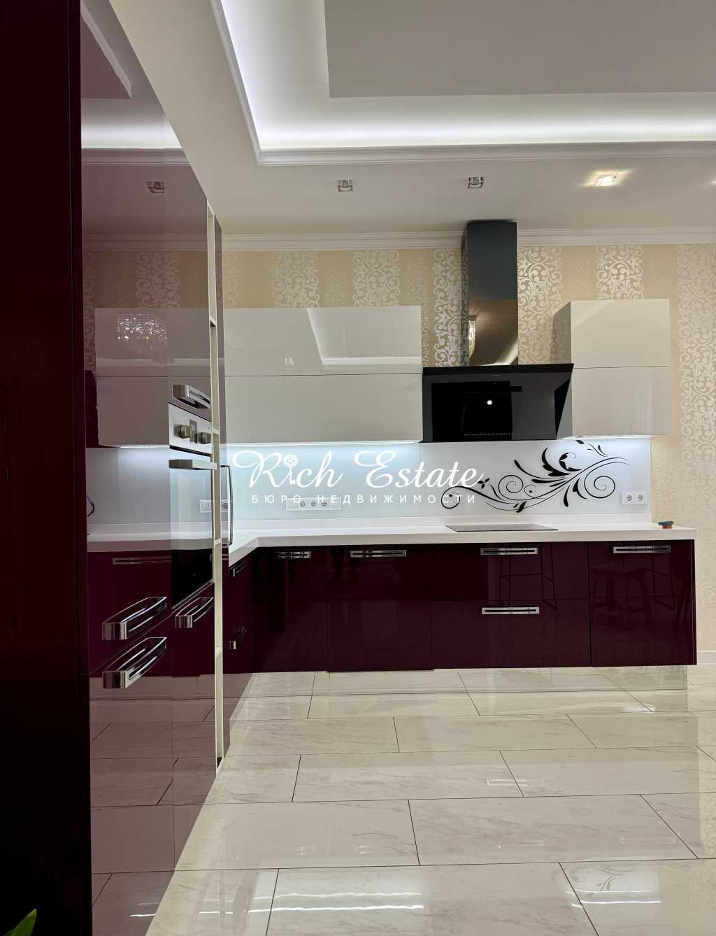 Продаж 3-кімнатної квартири 113.7 м², Вишгородська вул., 45/4