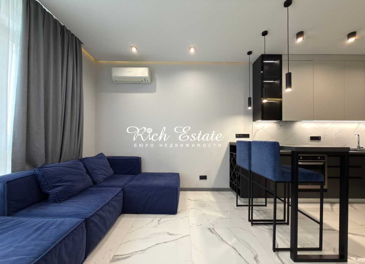 Оренда 3-кімнатної квартири 86 м², Предславинська вул., 57