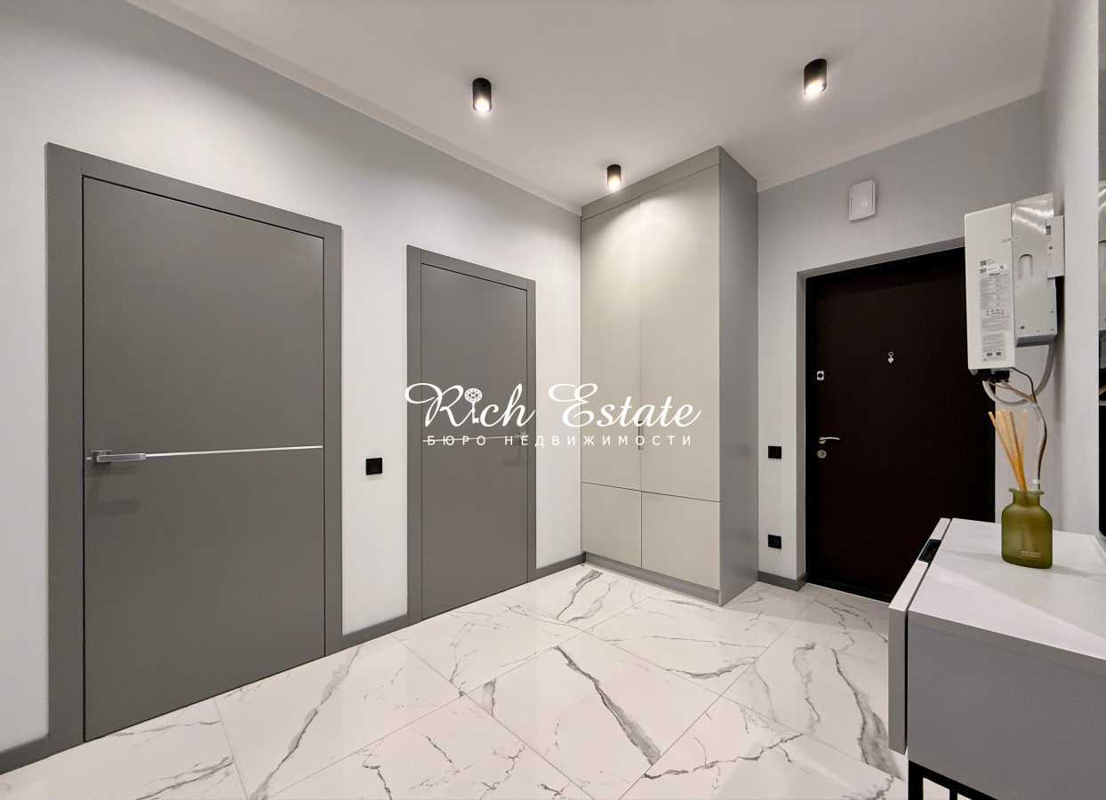 Оренда 3-кімнатної квартири 86 м², Предславинська вул., 57