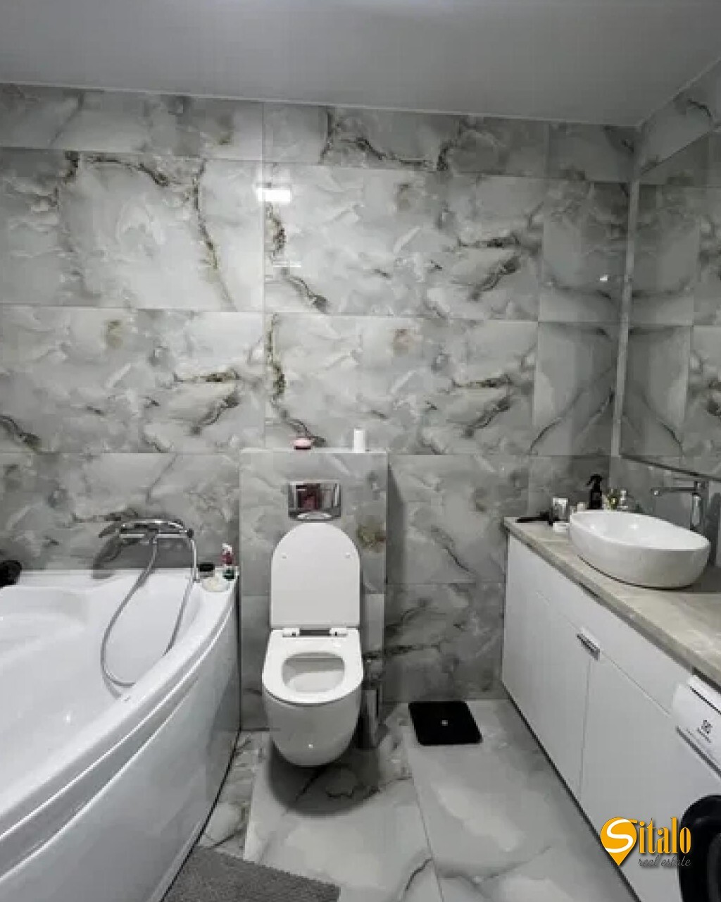 Продажа 2-комнатной квартиры 75.6 м², Причальная ул., 14