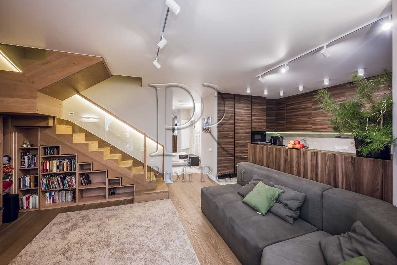 Продажа 3-комнатной квартиры 115 м², Яблоневая ул., 15