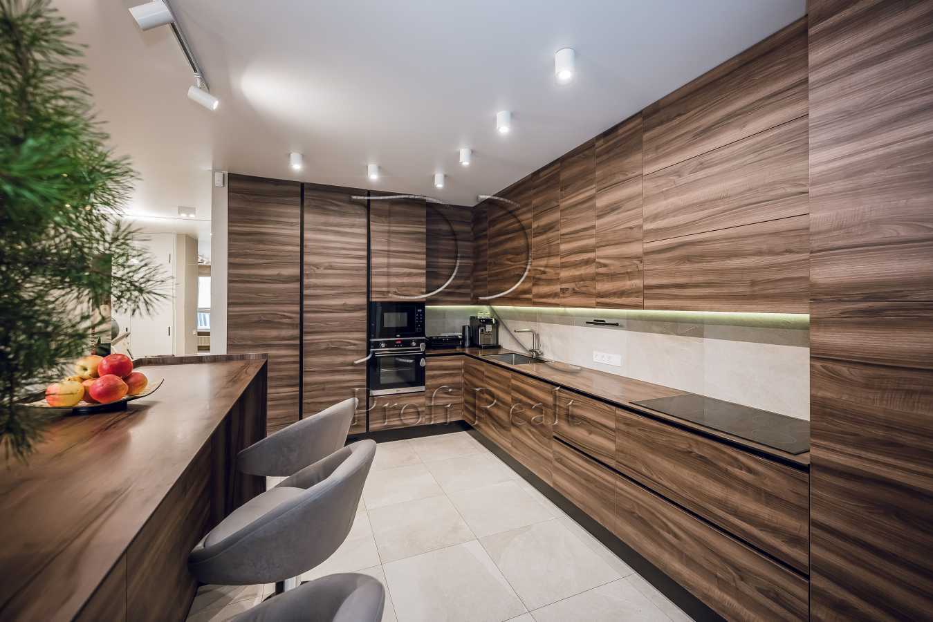 Продажа 3-комнатной квартиры 115 м², Яблоневая ул., 15