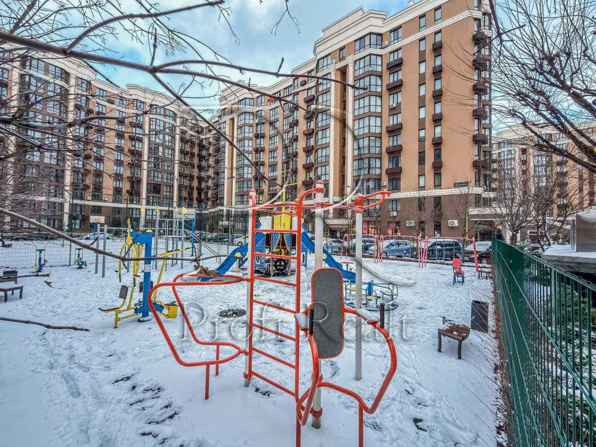 Продажа 3-комнатной квартиры 115 м², Яблоневая ул., 15