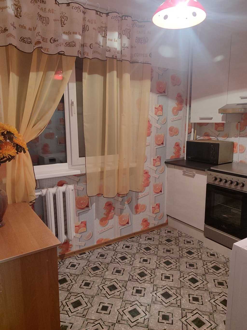 Продажа 4-комнатной квартиры 69 м², 40 років перемоги