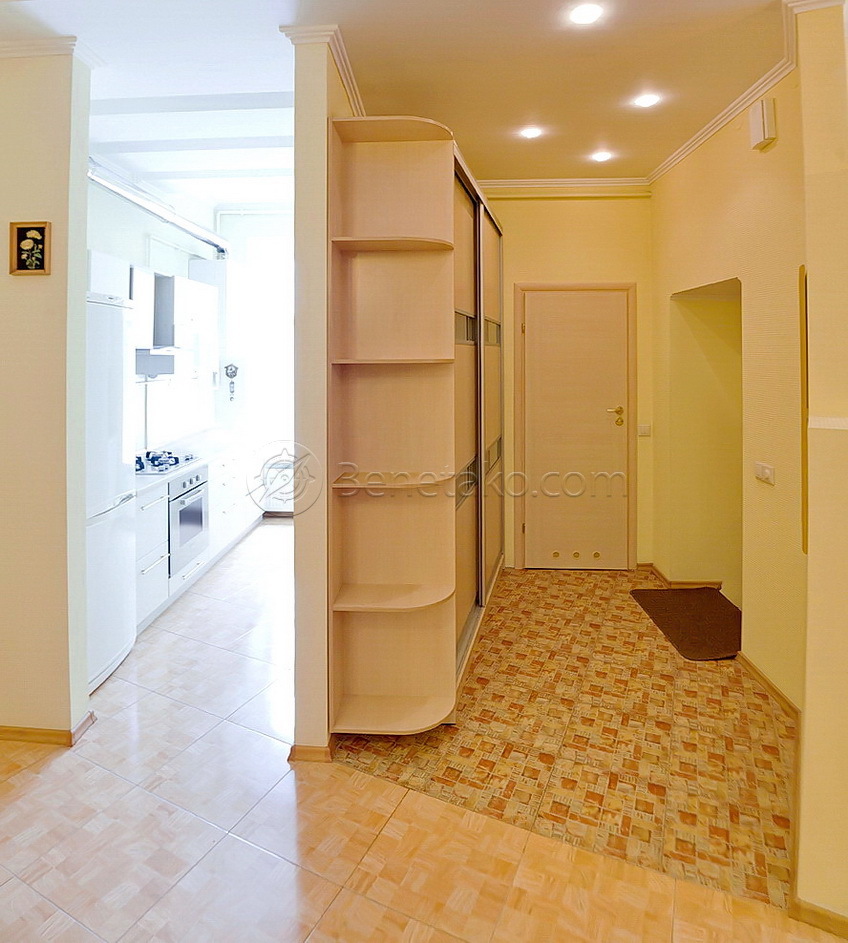 Аренда 3-комнатной квартиры 80 м², Приморская ул., Пироговская, 5