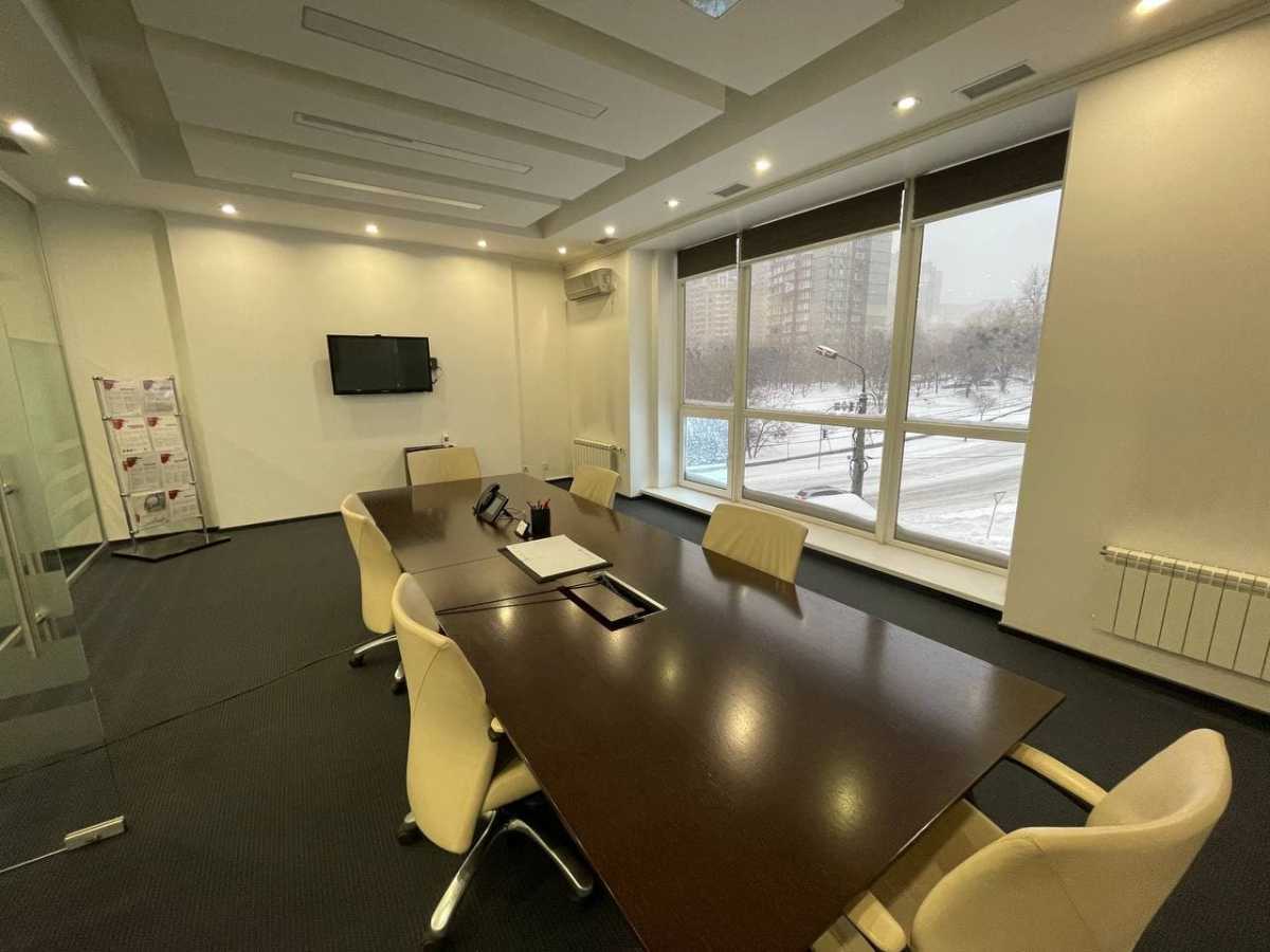 Оренда офісу 1543 м², Добровоільницьких батальонів вул., 1