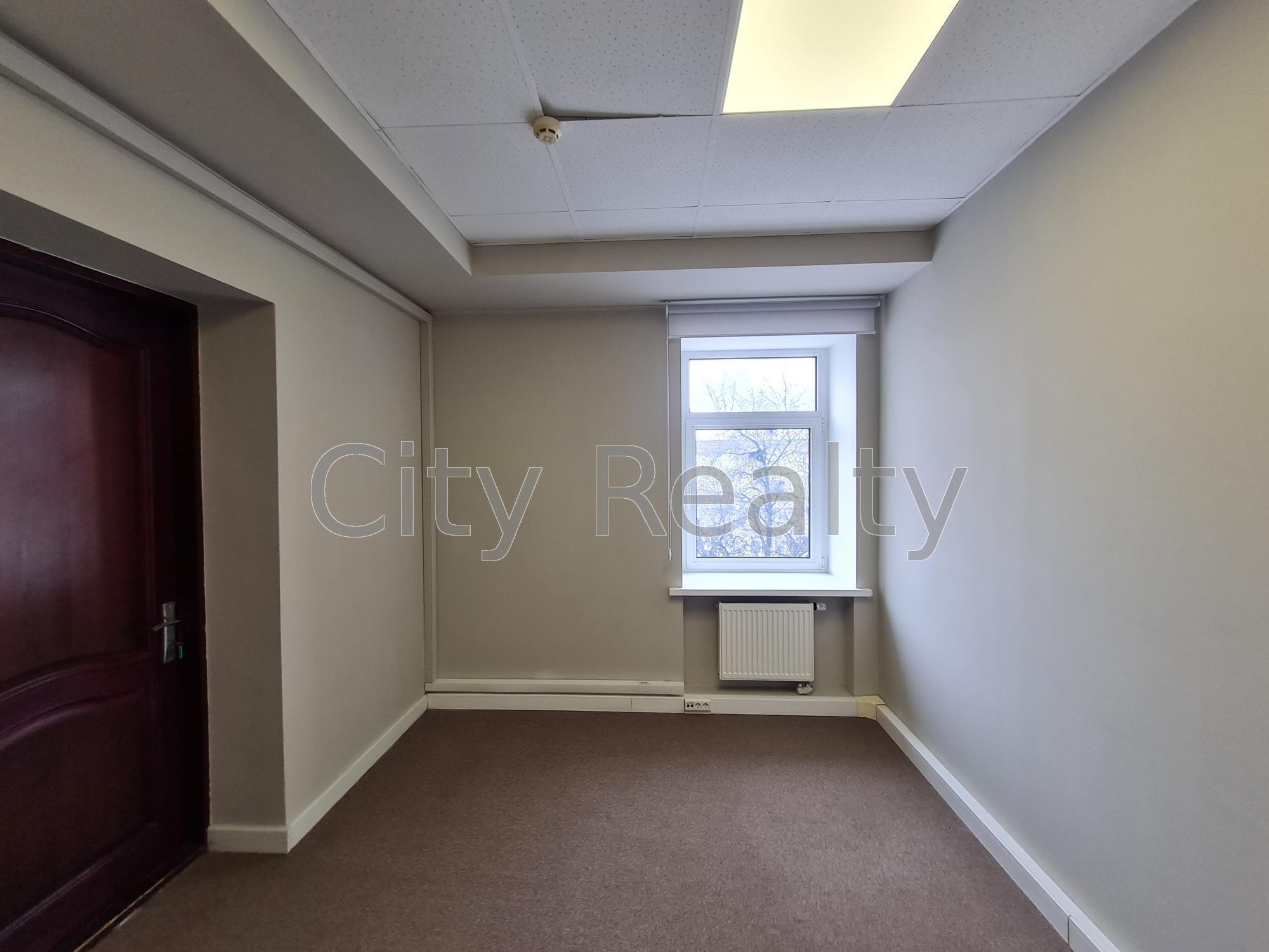 Оренда офісу 327 м², Ігорівська вул., 12Б