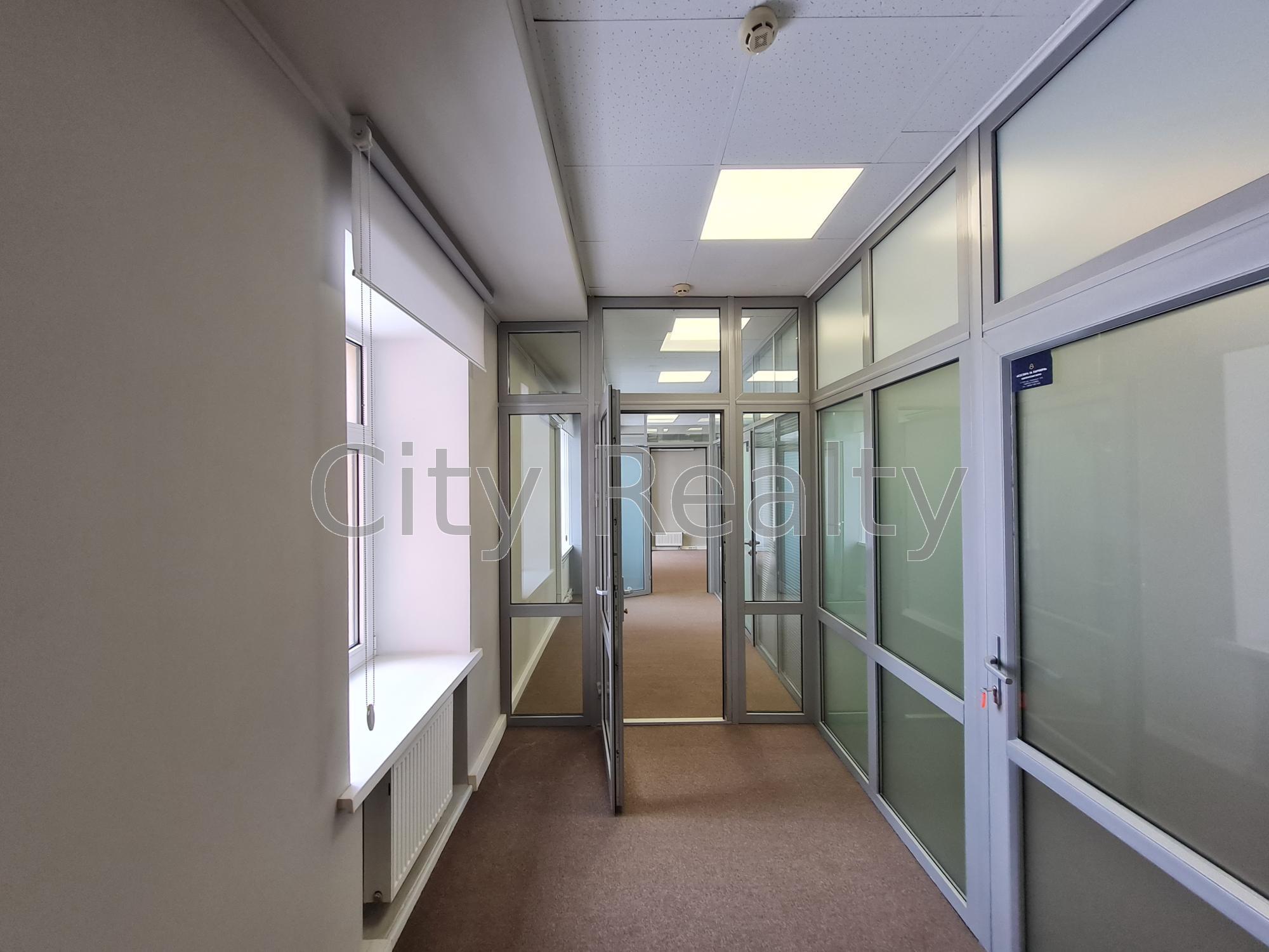 Оренда офісу 327 м², Ігорівська вул., 12Б