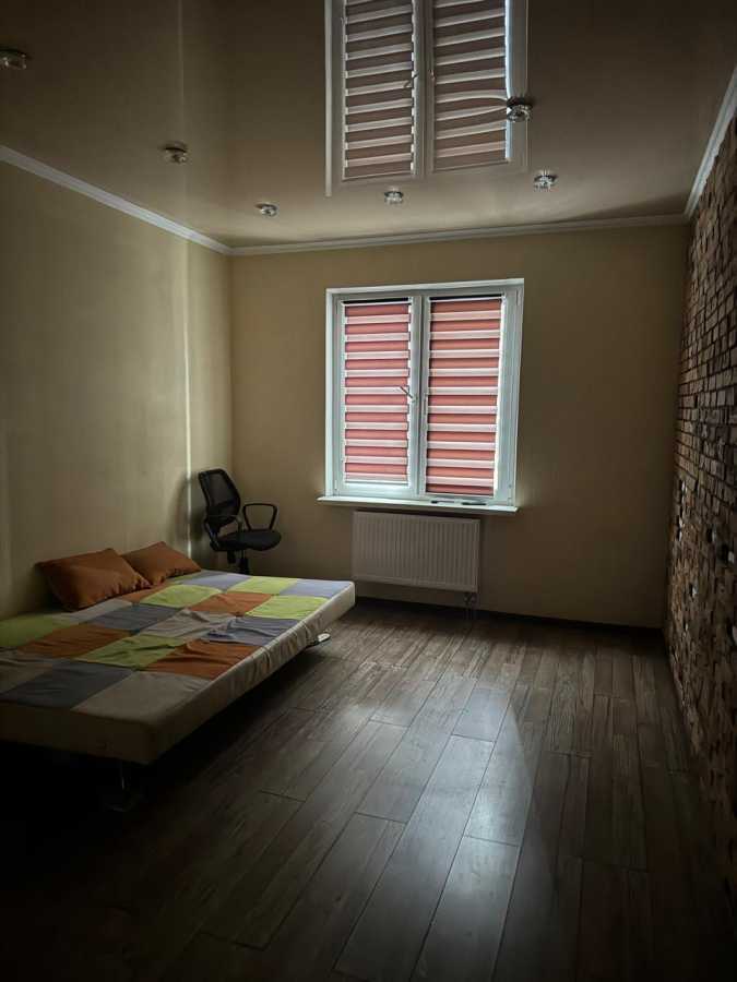 Аренда 3-комнатной квартиры 85 м², Елизаветы Чавдар ул., 38 (ЖД ДЫКАНЬКА)