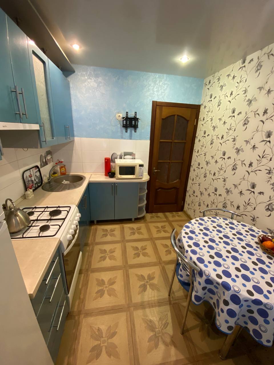 Аренда 2-комнатной квартиры 53 м², Александра Поля просп.