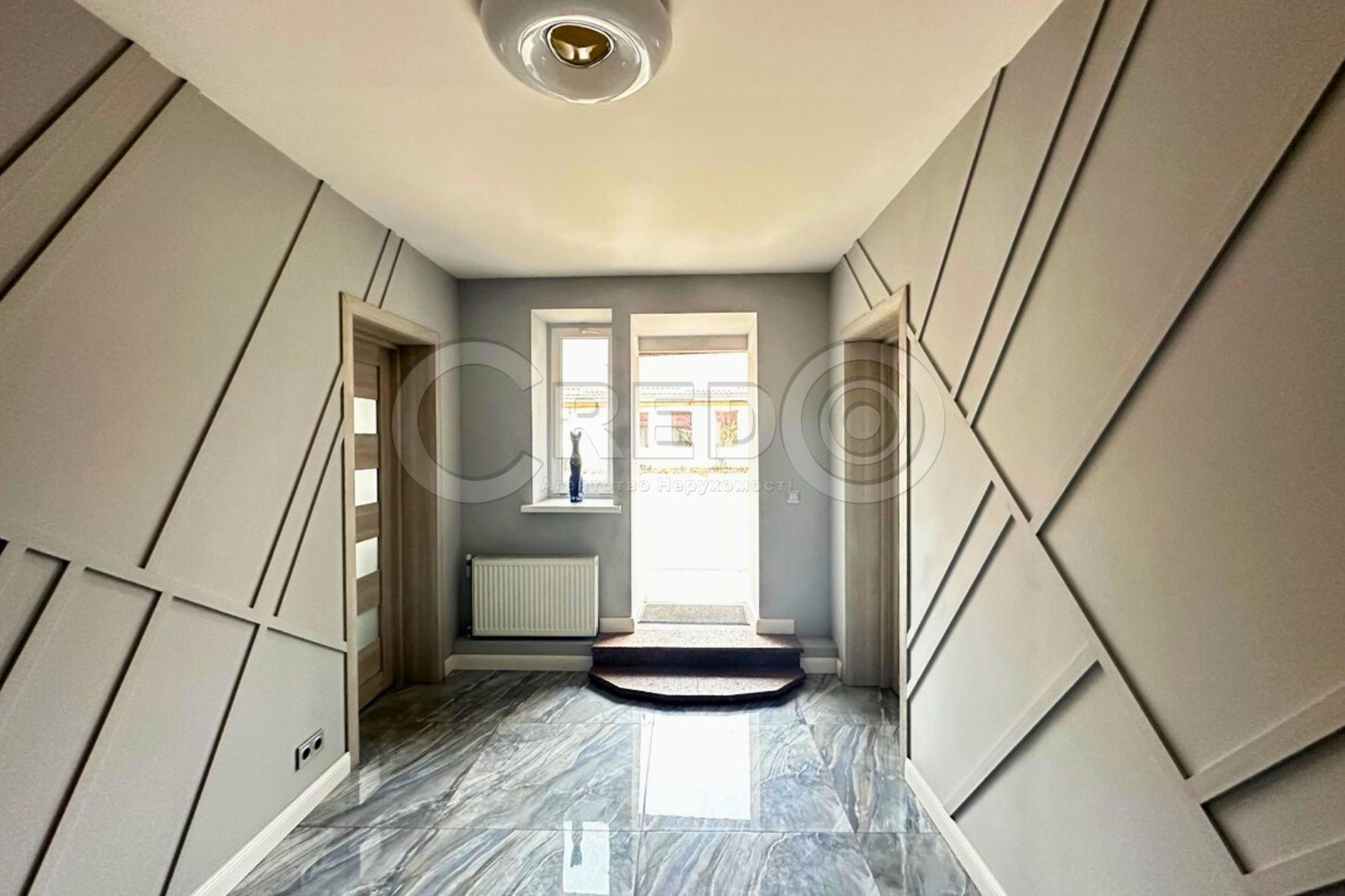 Продаж офісу 984.9 м², Каштанів вул.