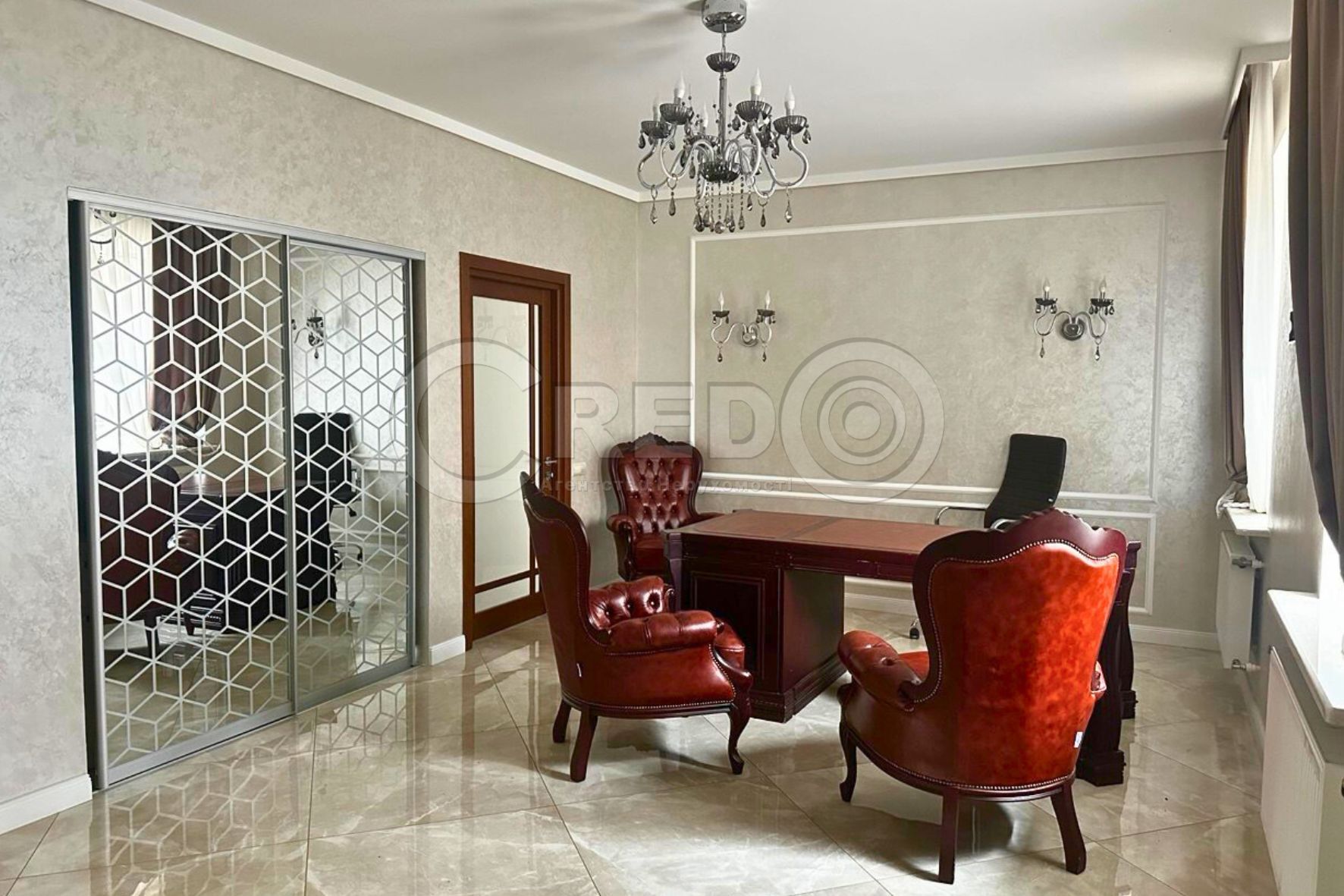 Продаж офісу 984.9 м², Каштанів вул.