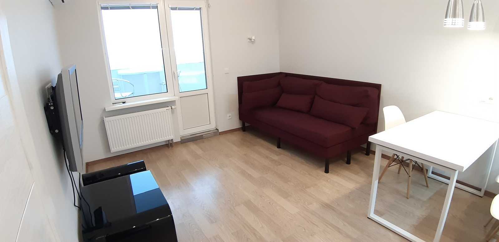 Оренда 1-кімнатної квартири 50 м², Академіка Глушкова просп., 9є