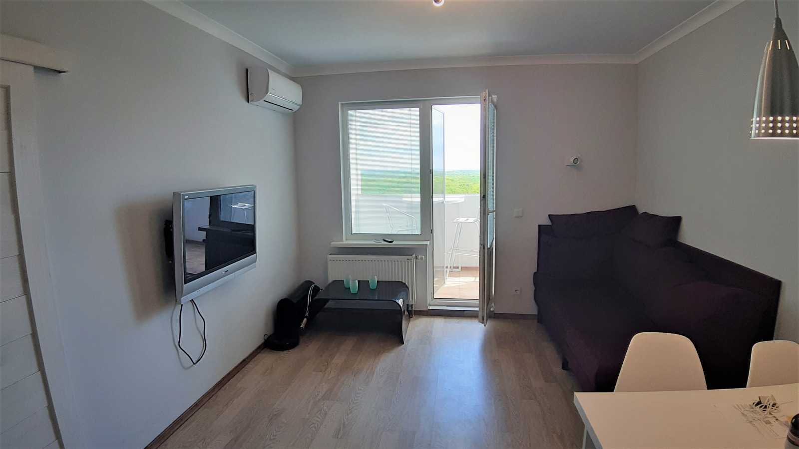 Оренда 1-кімнатної квартири 50 м², Академіка Глушкова просп., 9є