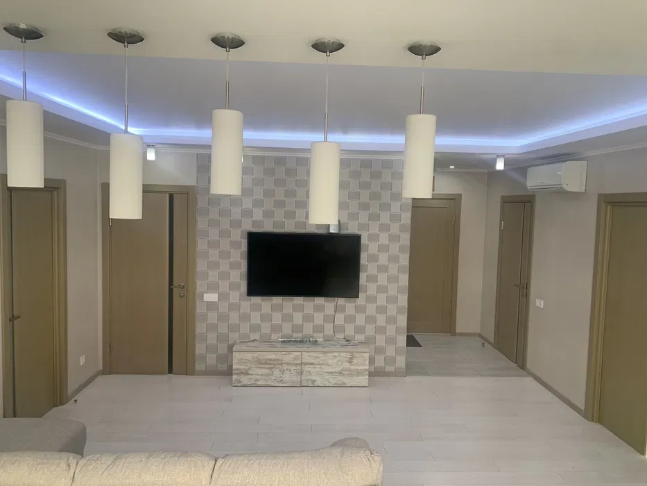 Аренда 3-комнатной квартиры 85 м², Дарницкая ул., 21