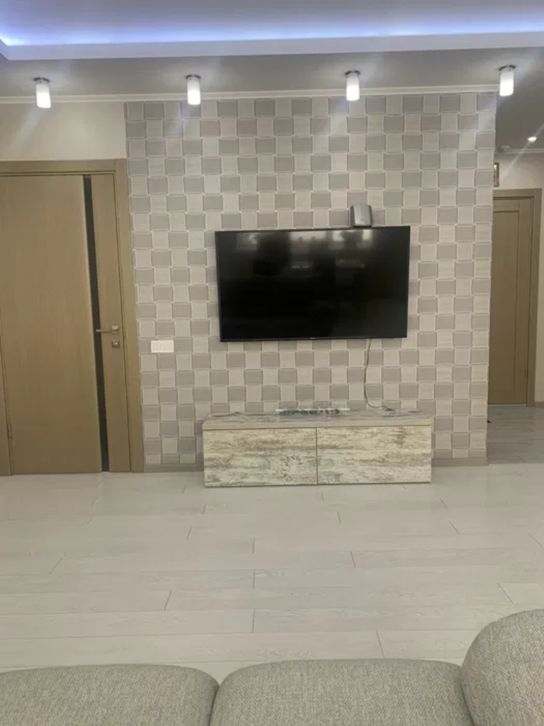 Аренда 3-комнатной квартиры 85 м², Дарницкая ул., 21