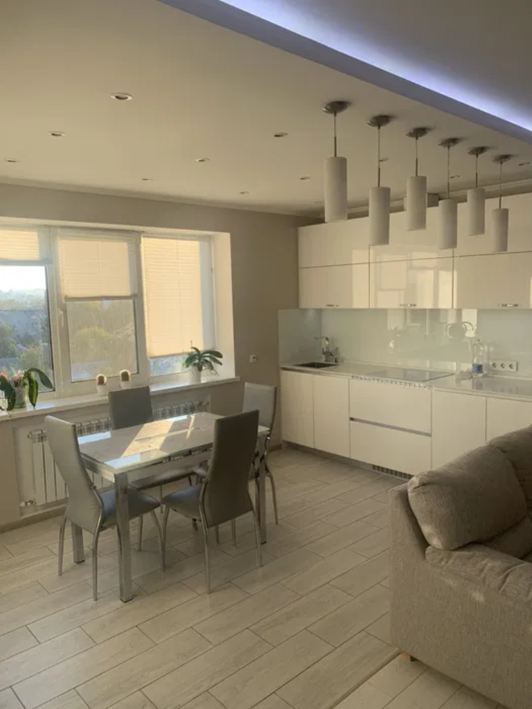 Аренда 3-комнатной квартиры 85 м², Дарницкая ул., 21