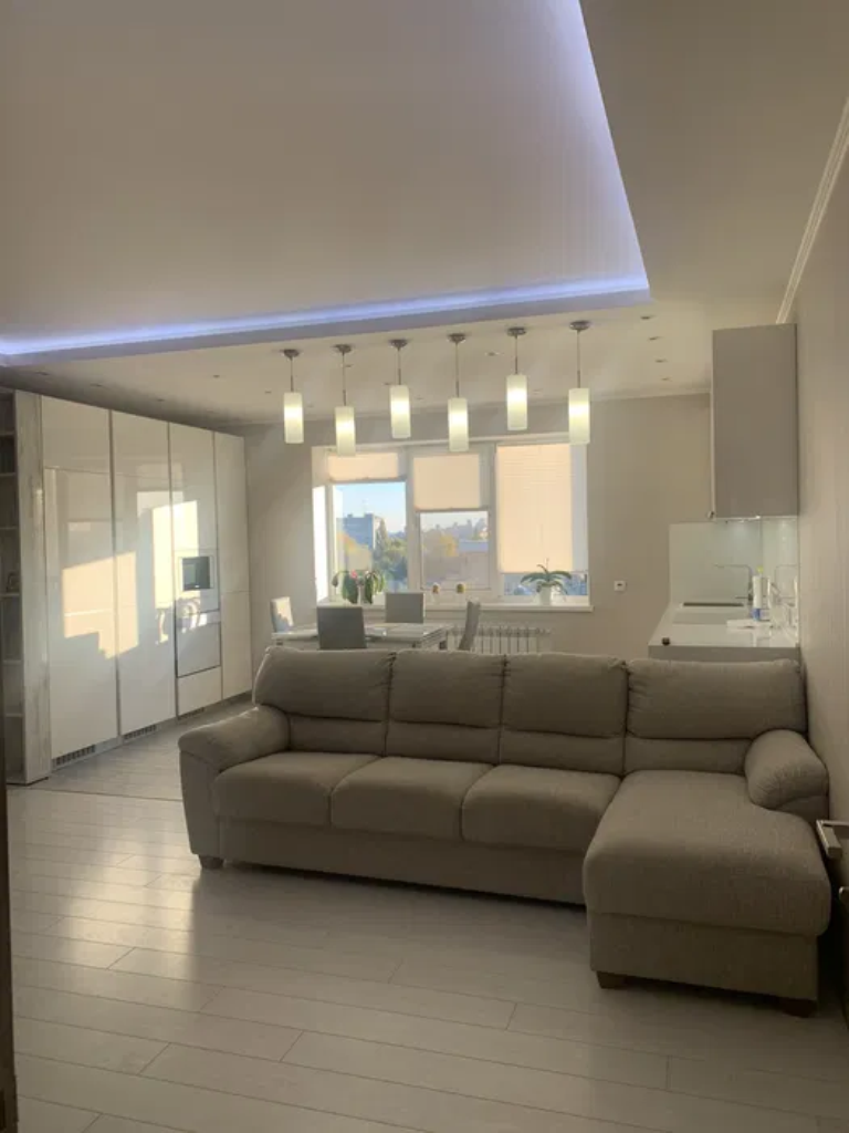 Аренда 3-комнатной квартиры 85 м², Дарницкая ул., 21