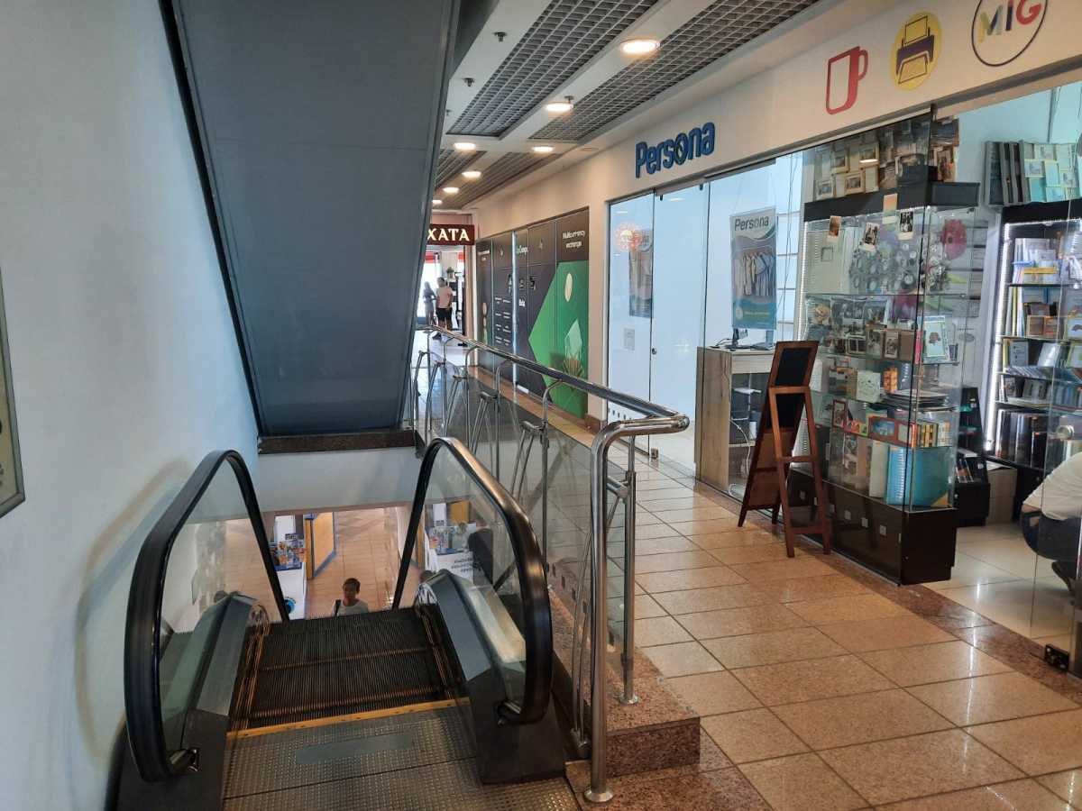 Аренда магазина 15 м², Александра Довженко ул., 1В