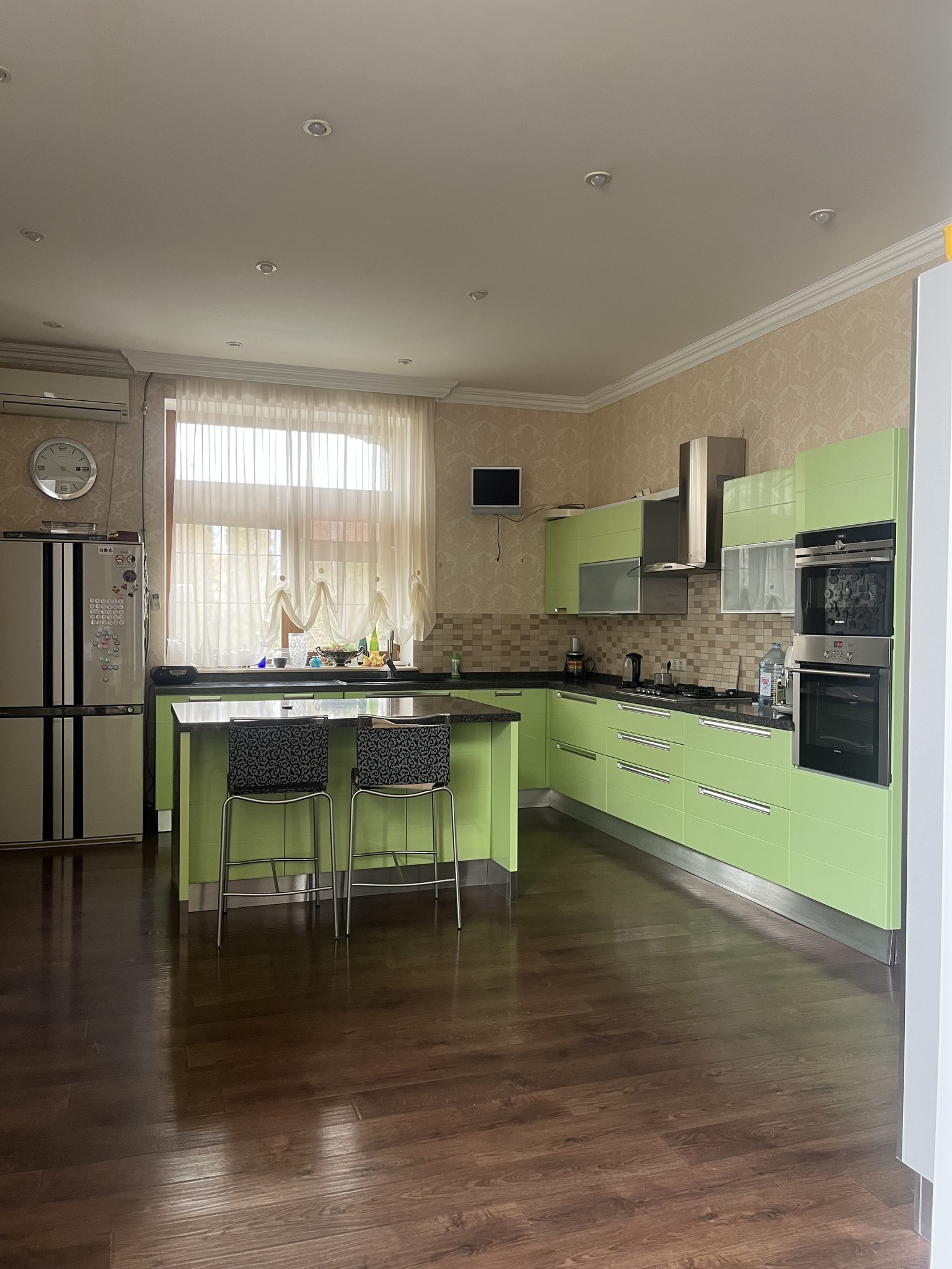 Продажа коттеджа 435 м²