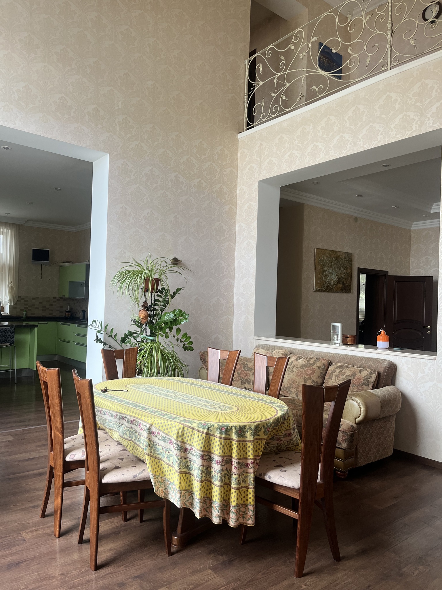 Продажа коттеджа 435 м²