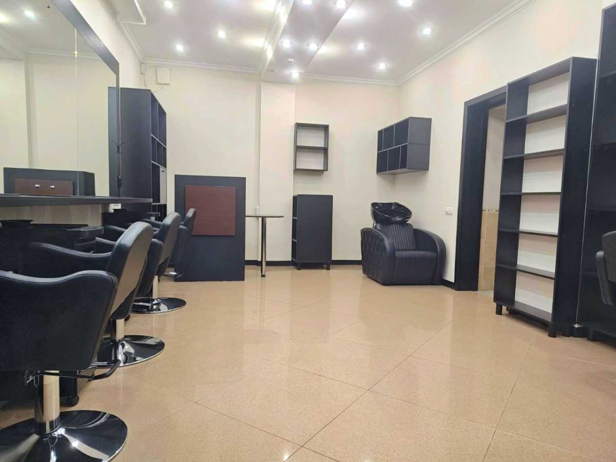 Аренда помещения свободного назначения 46 м², Михаила Бойчука ул., 1А