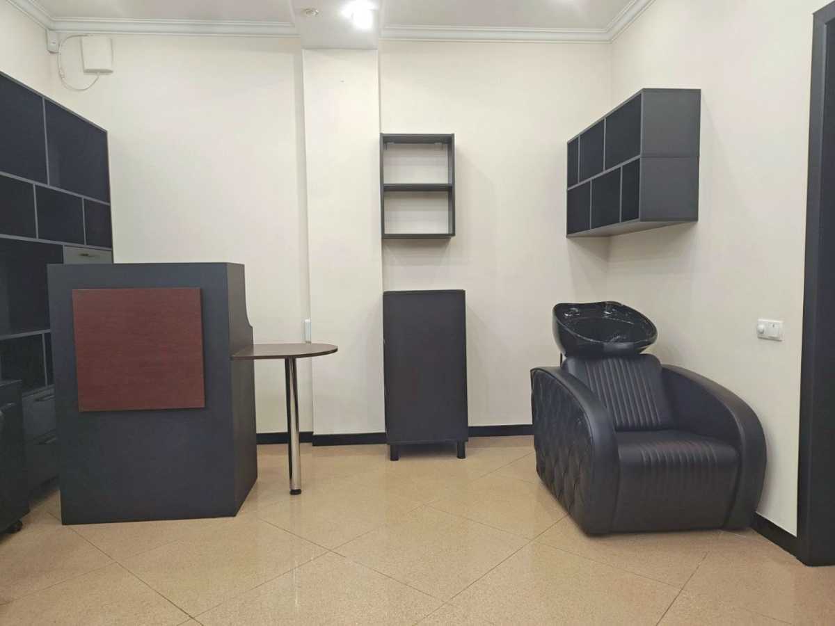 Аренда помещения свободного назначения 46 м², Михаила Бойчука ул., 1А