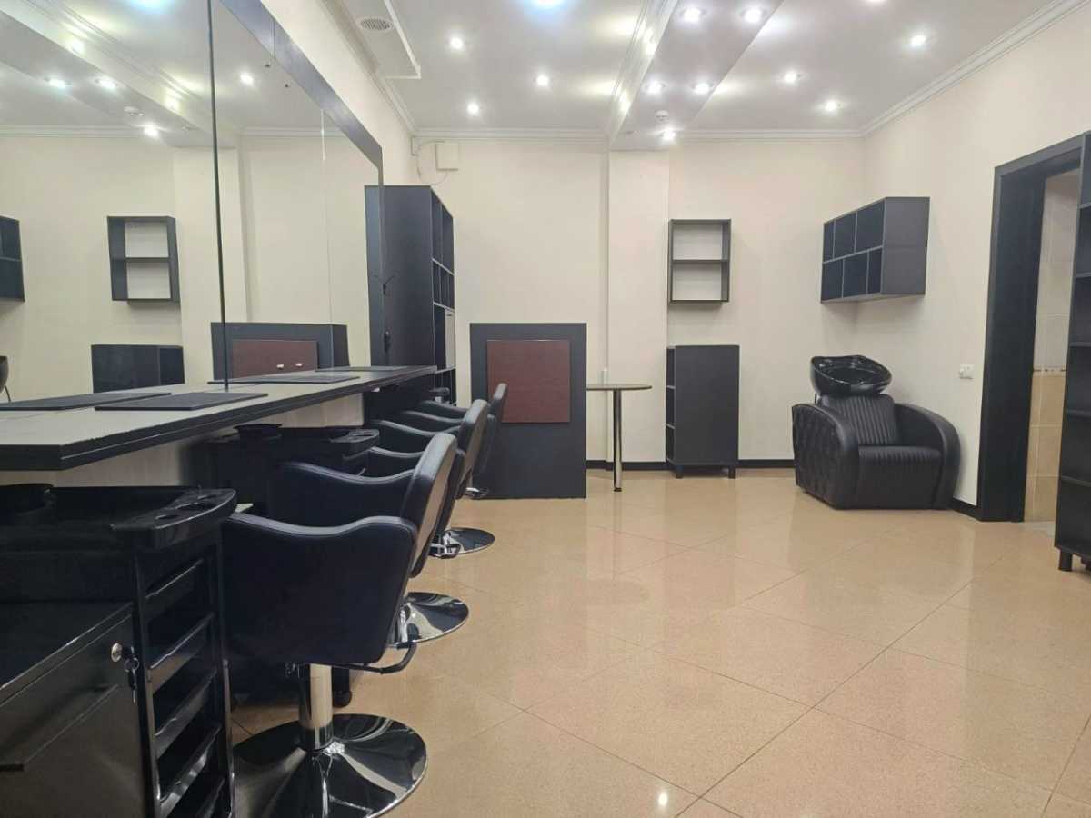 Аренда помещения свободного назначения 46 м², Михаила Бойчука ул., 1А