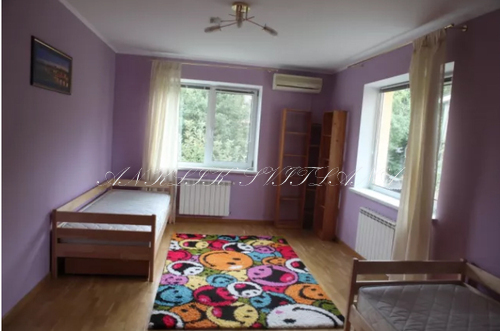 Аренда дома 250 м², Голосеевская ул.