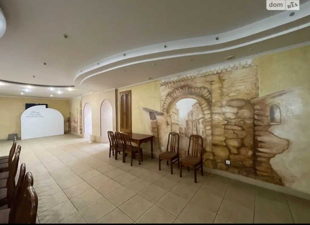 Продаж приміщення вільного призначення 1400 м², Григоровичів-Барських, 8