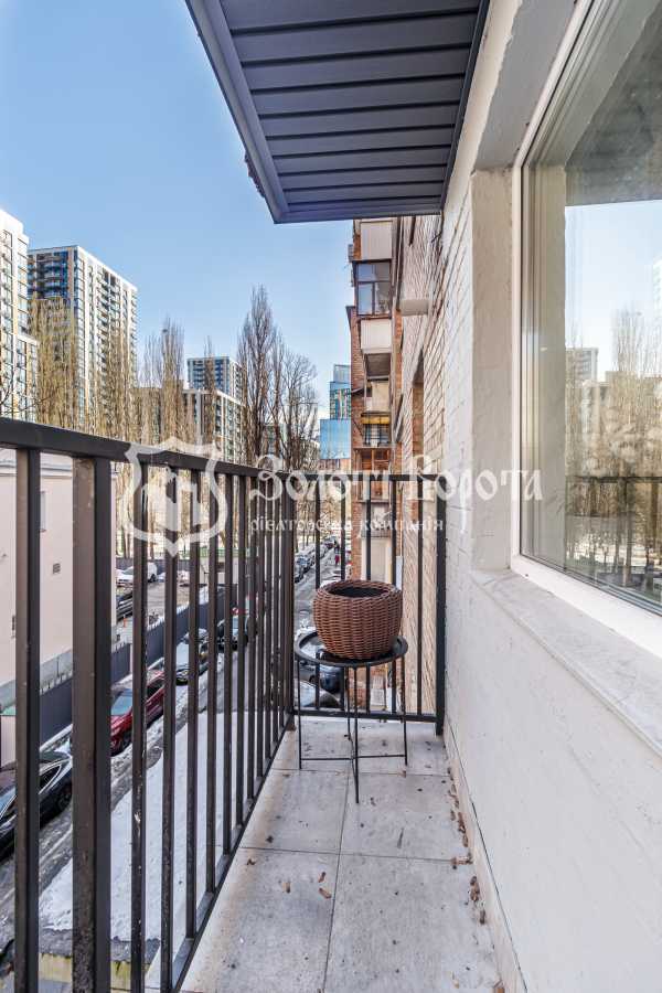 Продаж 3-кімнатної квартири 74.5 м², Велика Васильківська вул., 131