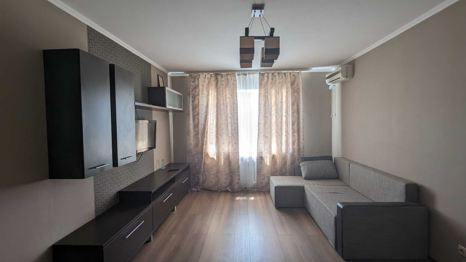 Аренда 2-комнатной квартиры 75 м², Ревуцкого ул., 5