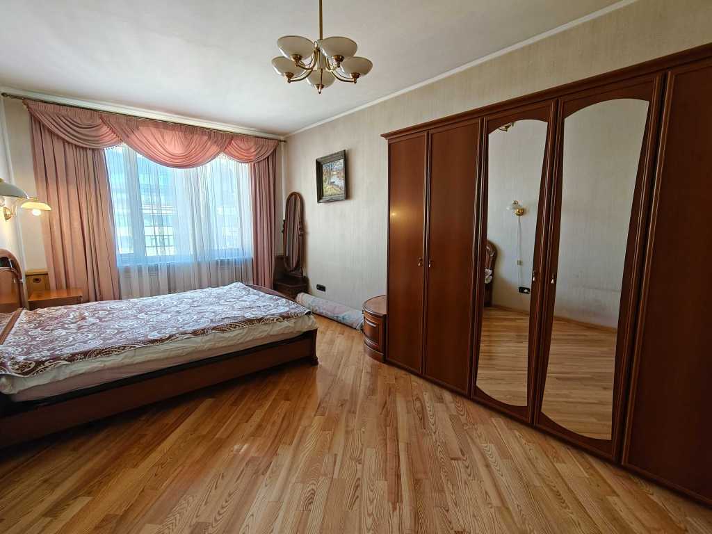 Аренда 3-комнатной квартиры 100 м², Леси Украинки бул., 21А
