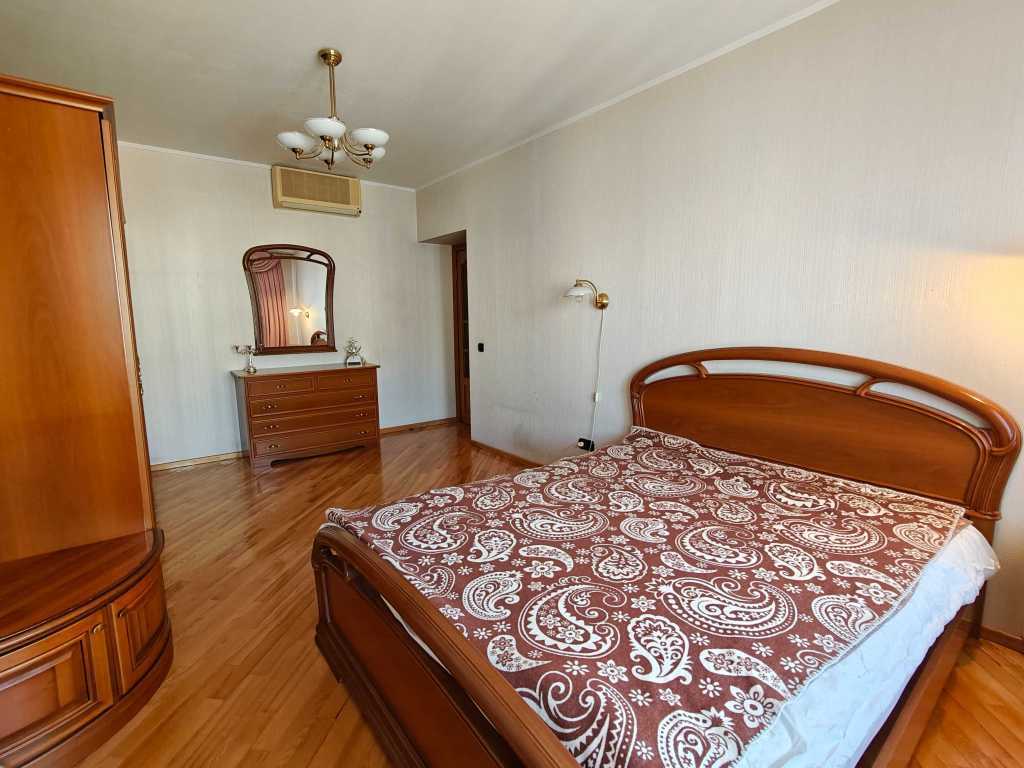 Аренда 3-комнатной квартиры 100 м², Леси Украинки бул., 21А