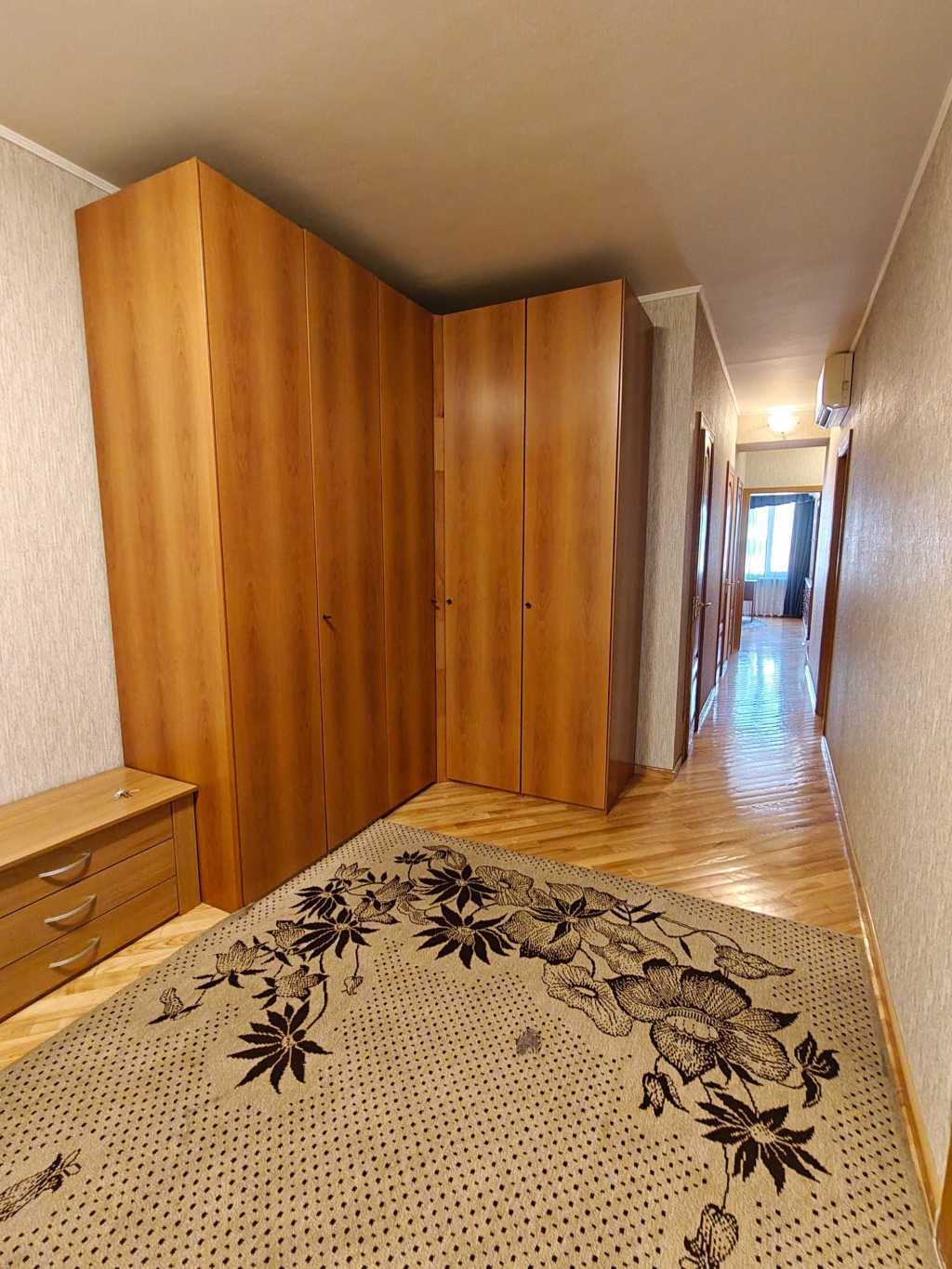 Аренда 3-комнатной квартиры 100 м², Леси Украинки бул., 21А