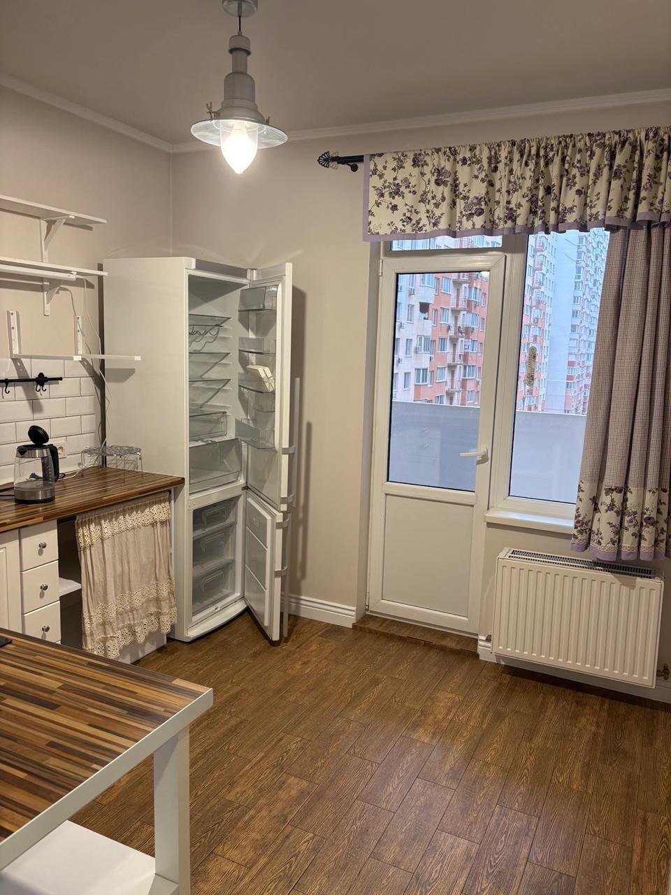 Продажа 2-комнатной квартиры 54 м², Массив Радужный ул., 14