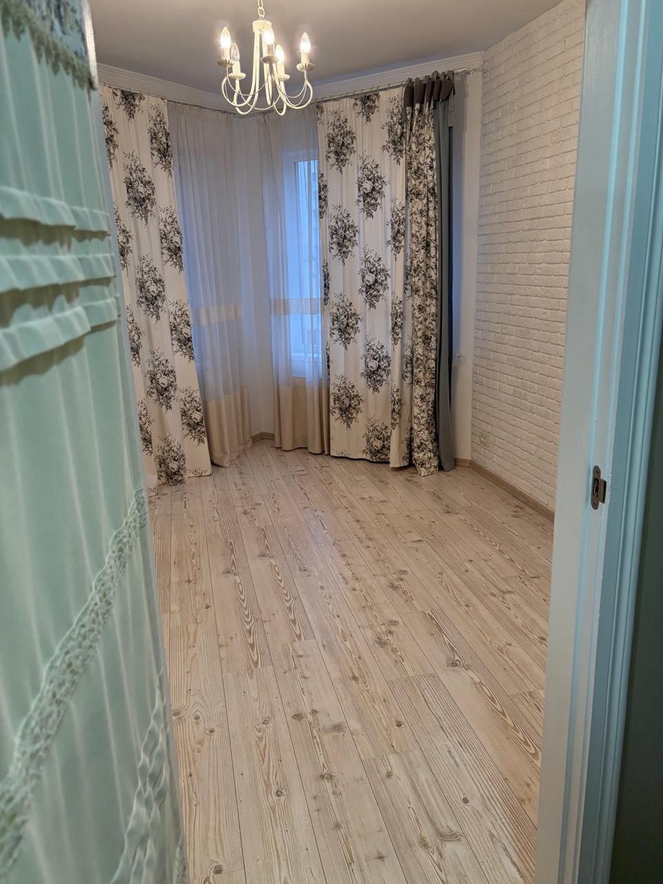 Продажа 2-комнатной квартиры 54 м², Массив Радужный ул., 14