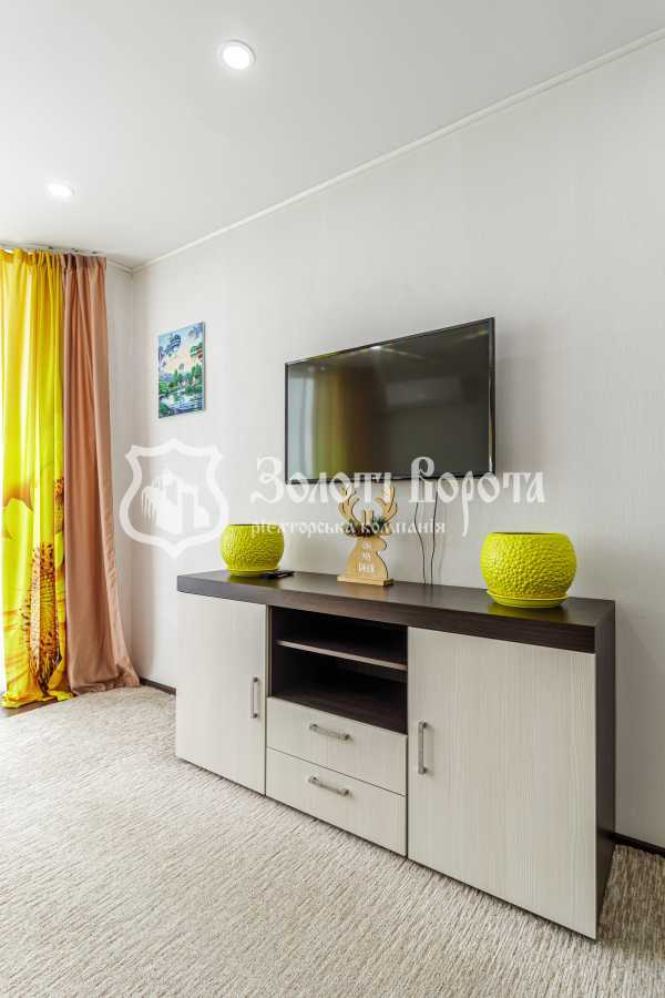 Продаж 1-кімнатної квартири 43.5 м², Соборна вул., 126/16